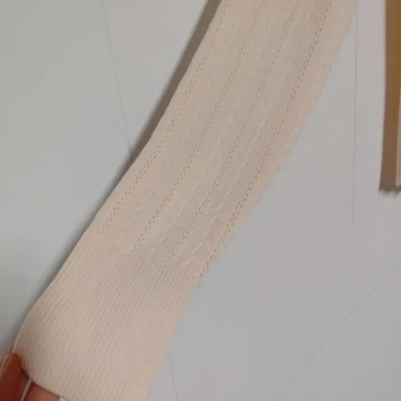 Lands End peachy cable knit cardigan with satin trim size S - Picture 4 of 9